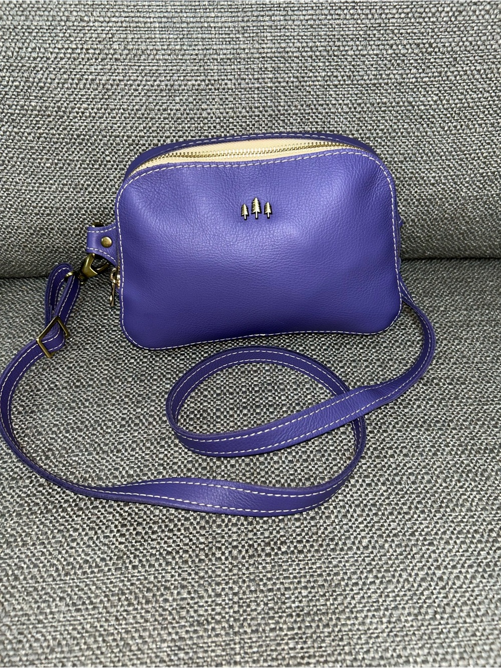 Portland Leather Scarlett Sling  Bag- Morning Glory